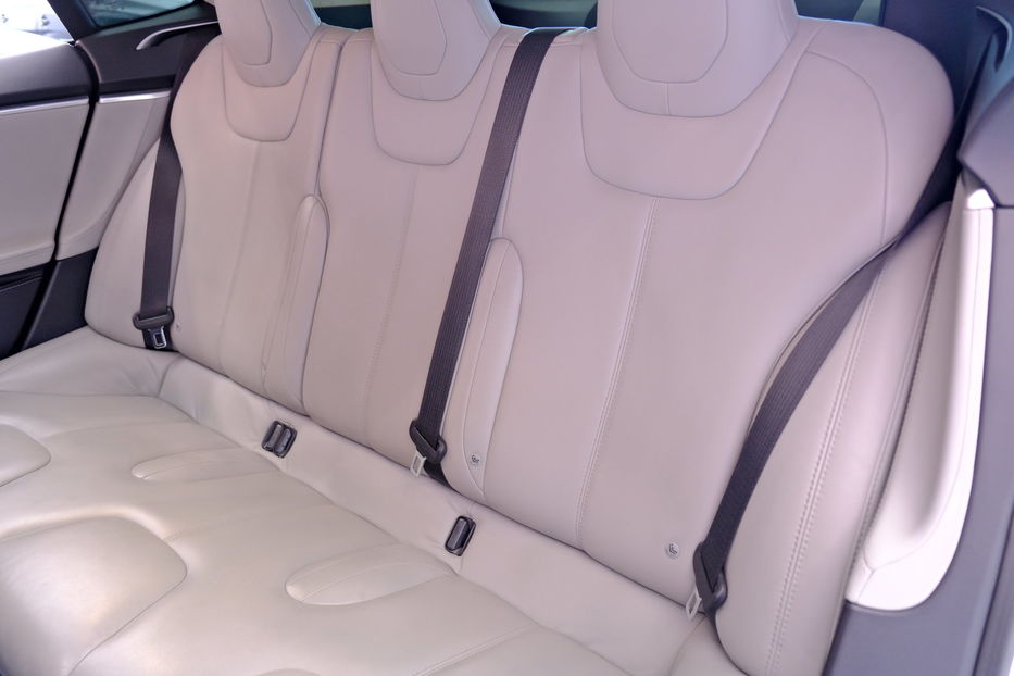 Продам Tesla Model S 2016 года в Одессе