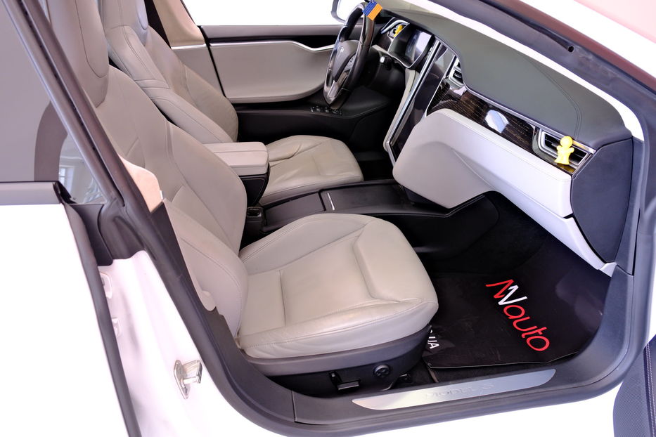 Продам Tesla Model S 2016 года в Одессе