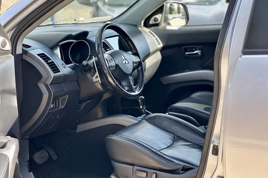 Продам Mitsubishi Outlander XL 2008 года в Киеве