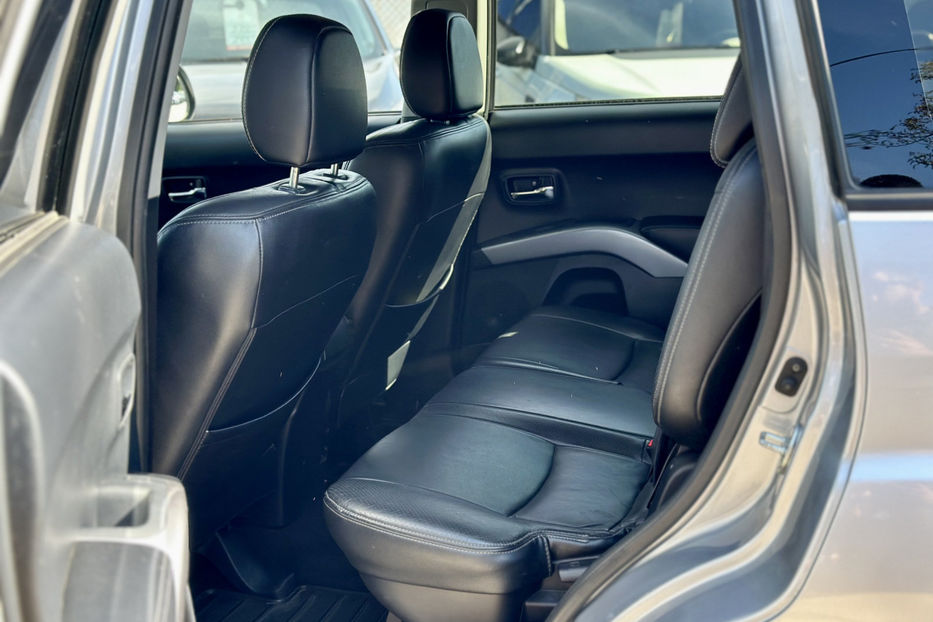 Продам Mitsubishi Outlander XL 2008 года в Киеве