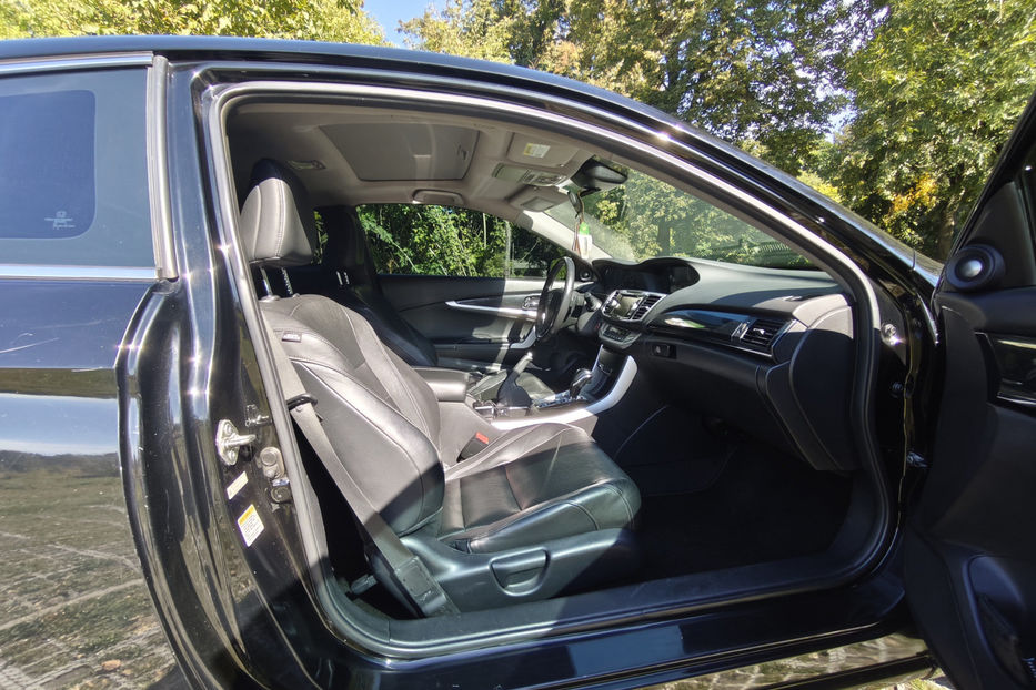 Продам Honda Accord 2014 года в Киеве