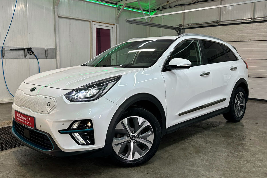 Продам Kia Niro 64 кВт Макс. комплектація Люк 2020 года в Львове