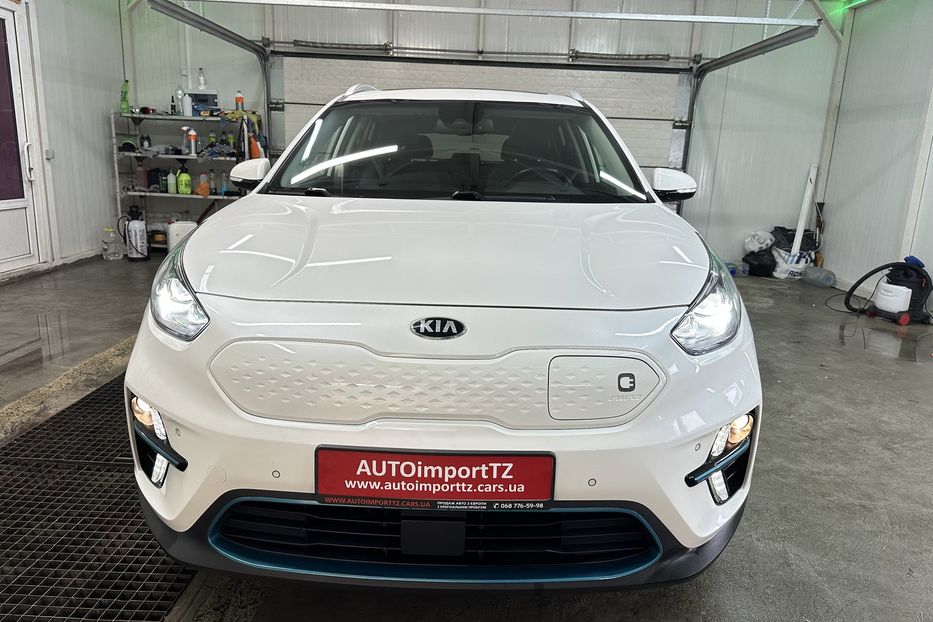 Продам Kia Niro 64 кВт Макс. комплектація Люк 2020 года в Львове