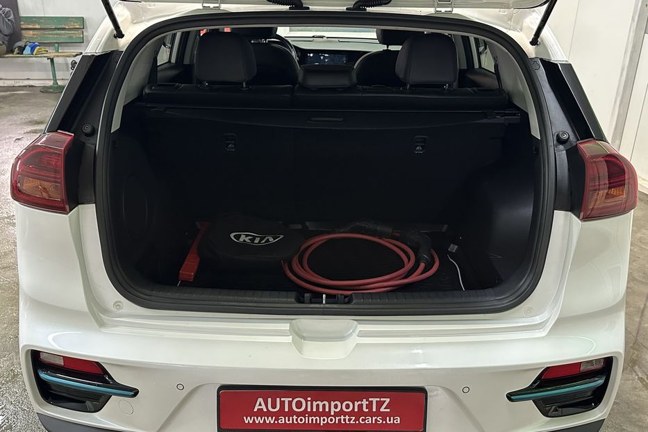 Продам Kia Niro 64 кВт Макс. комплектація Люк 2020 года в Львове