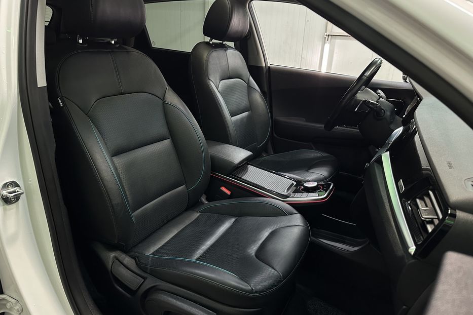 Продам Kia Niro 64 кВт Макс. комплектація Люк 2020 года в Львове