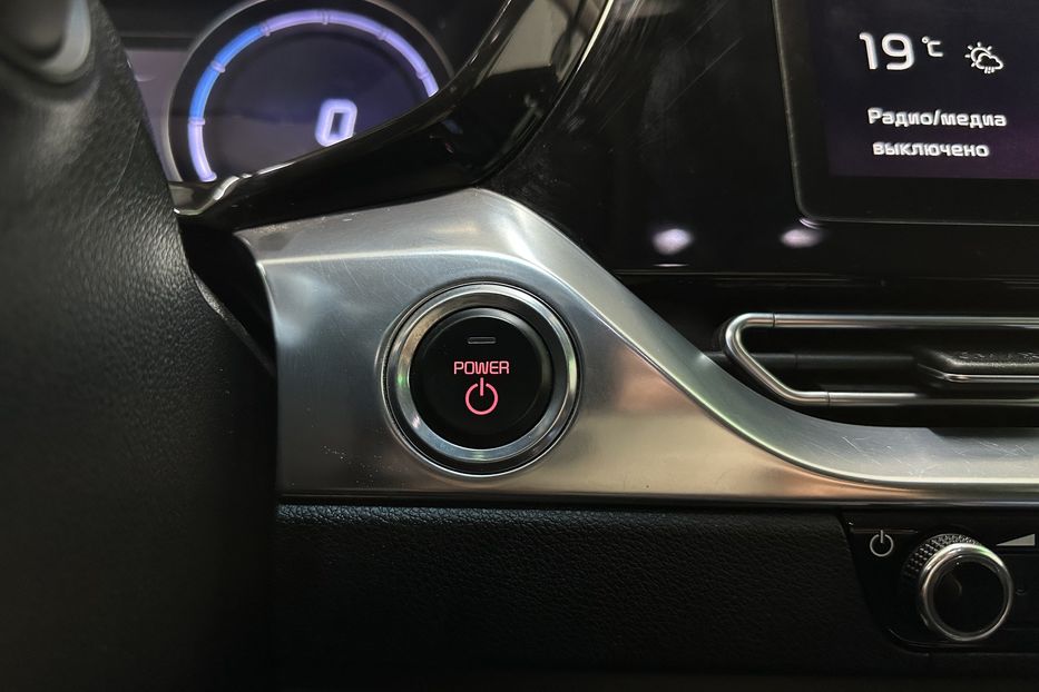 Продам Kia Niro 64 кВт Макс. комплектація Люк 2020 года в Львове