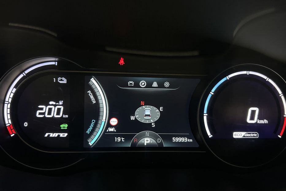 Продам Kia Niro 64 кВт Макс. комплектація Люк 2020 года в Львове