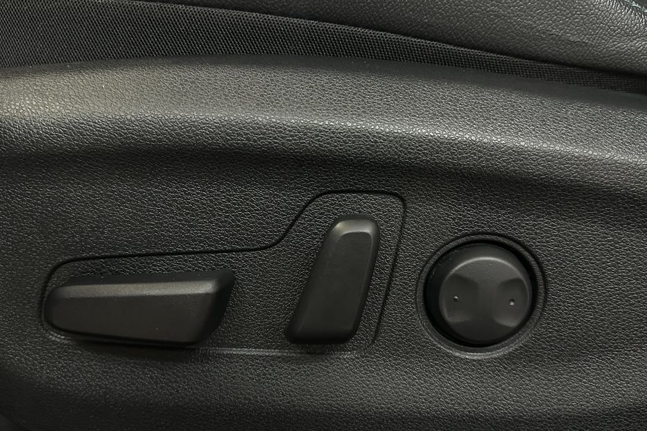 Продам Kia Niro 64 кВт Макс. комплектація Люк 2020 года в Львове