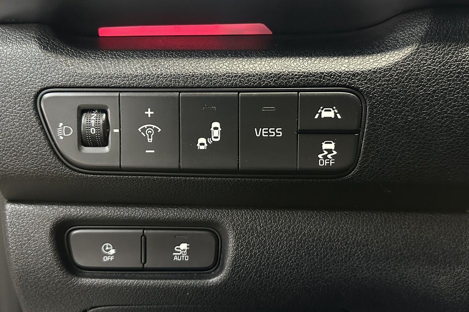 Продам Kia Niro 64 кВт Макс. комплектація Люк 2020 года в Львове