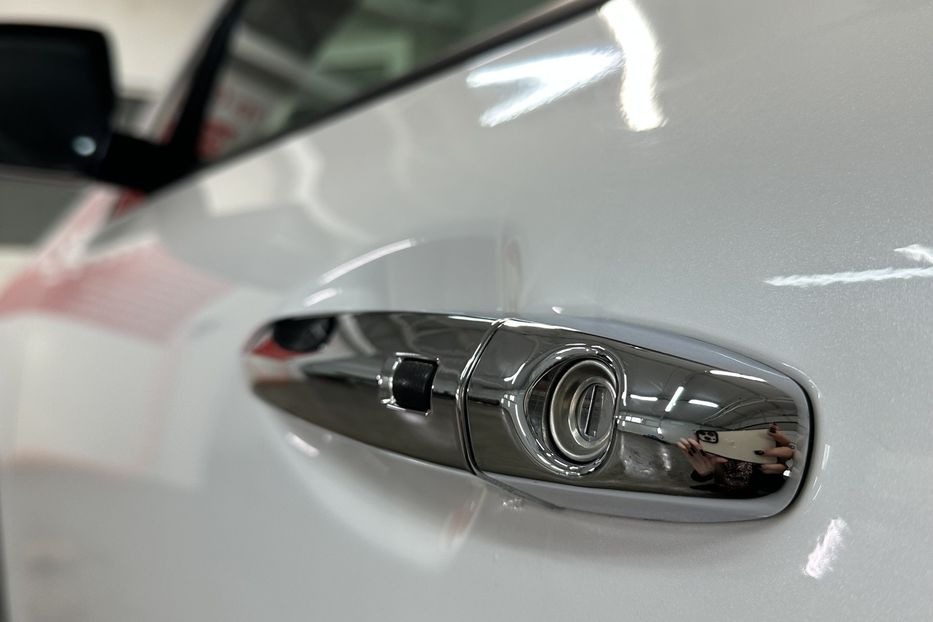 Продам Kia Niro 64 кВт Макс. комплектація Люк 2020 года в Львове