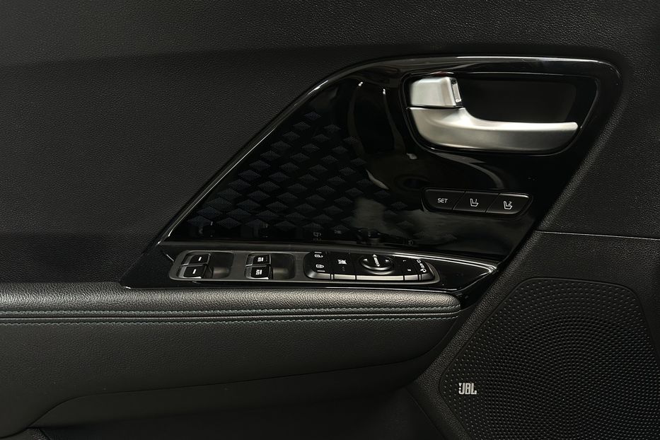 Продам Kia Niro 64 кВт Макс. комплектація Люк 2020 года в Львове