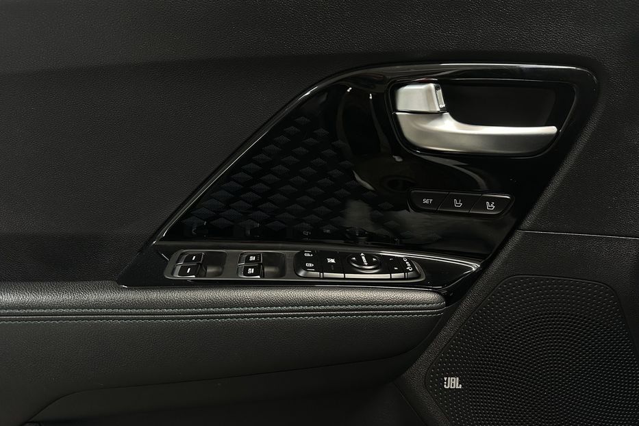 Продам Kia Niro 64 кВт Макс. комплектація Люк 2020 года в Львове