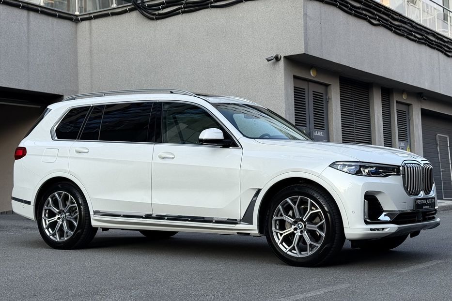 Продам BMW X7 30 xDrive 2020 года в Киеве