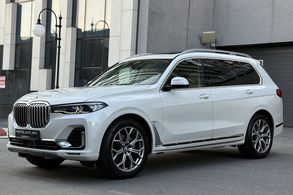 Продам BMW X7 30 xDrive 2020 года в Киеве