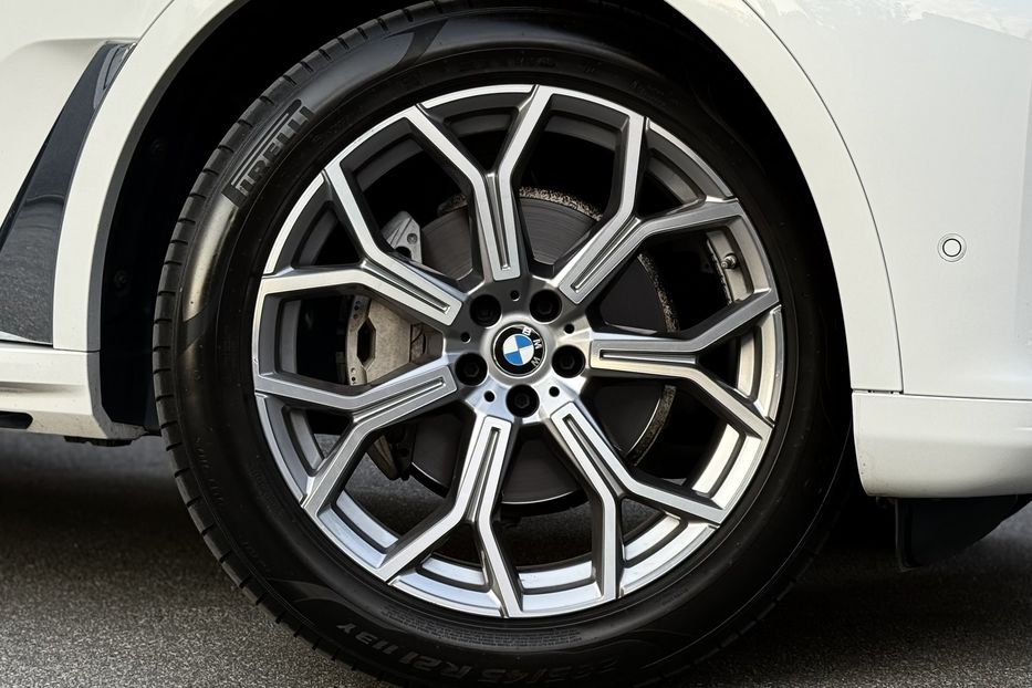 Продам BMW X7 30 xDrive 2020 года в Киеве