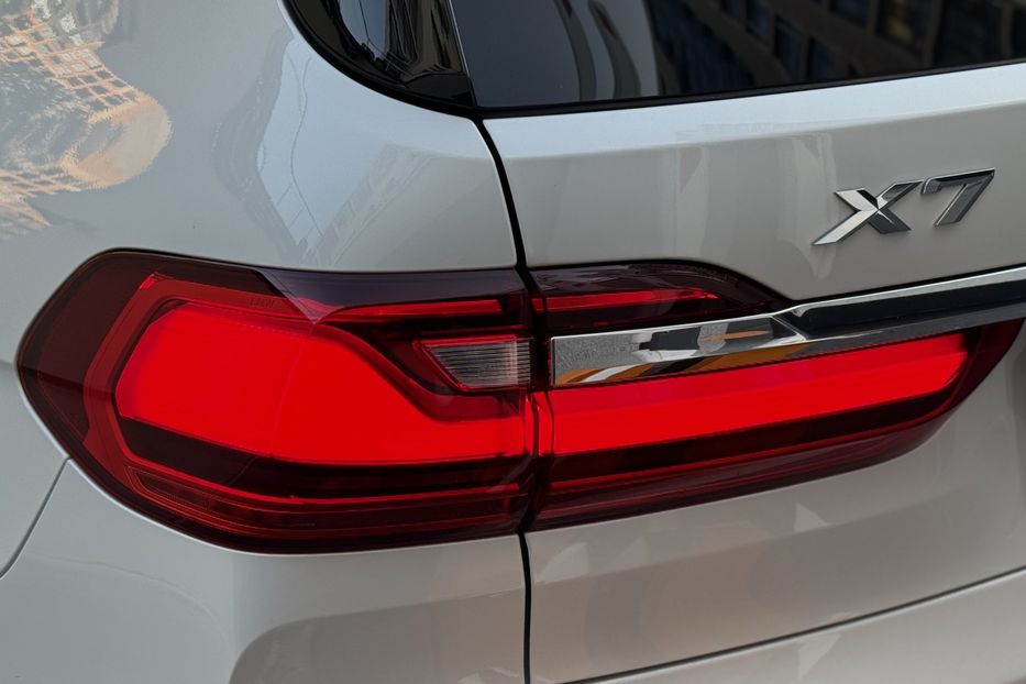 Продам BMW X7 30 xDrive 2020 года в Киеве
