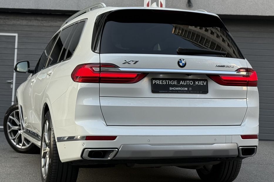 Продам BMW X7 30 xDrive 2020 года в Киеве