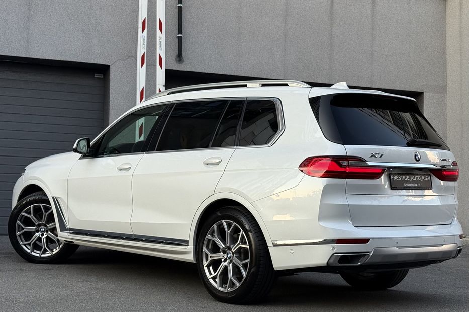 Продам BMW X7 30 xDrive 2020 года в Киеве
