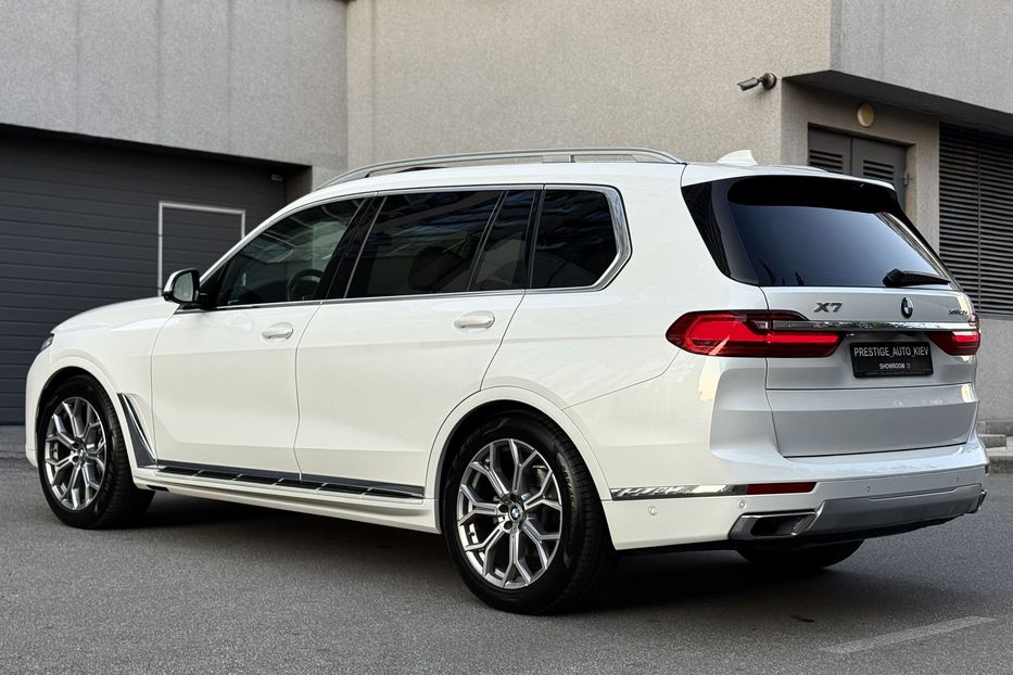 Продам BMW X7 30 xDrive 2020 года в Киеве