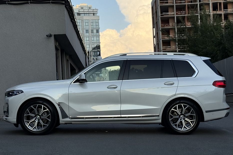 Продам BMW X7 30 xDrive 2020 года в Киеве