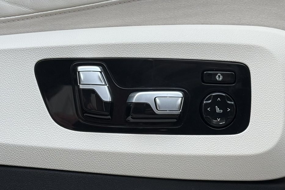 Продам BMW X7 30 xDrive 2020 года в Киеве