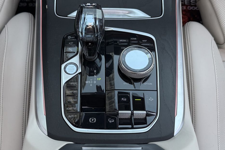 Продам BMW X7 30 xDrive 2020 года в Киеве