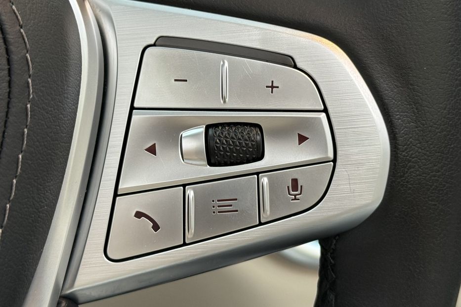 Продам BMW X7 30 xDrive 2020 года в Киеве