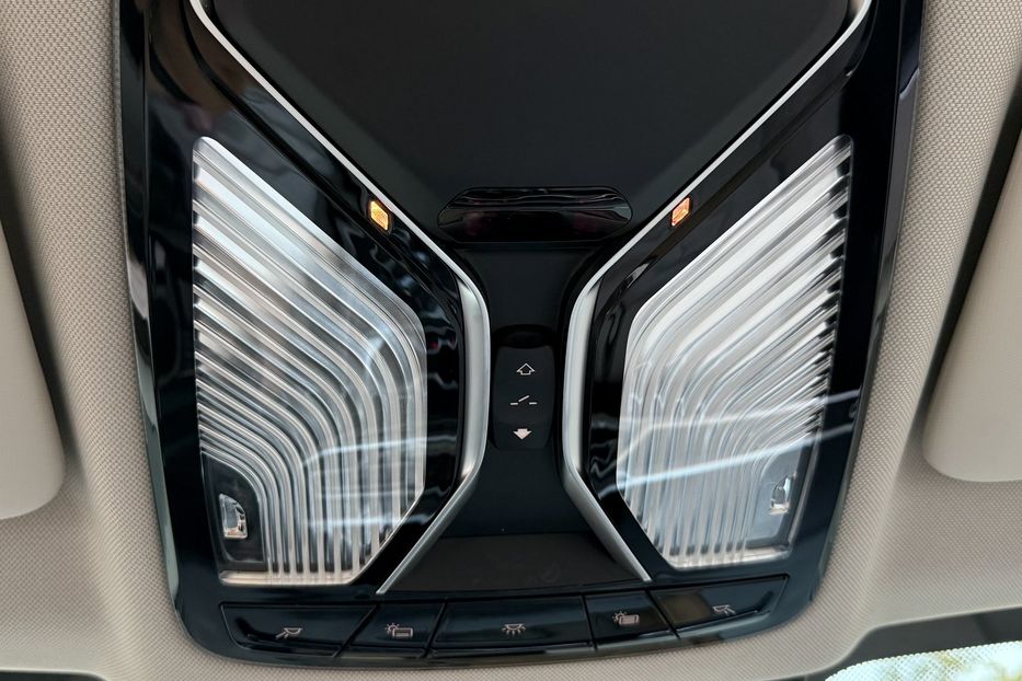 Продам BMW X7 30 xDrive 2020 года в Киеве