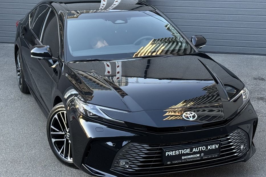 Продам Toyota Camry 80 Hybrid Premium + 2024 года в Киеве