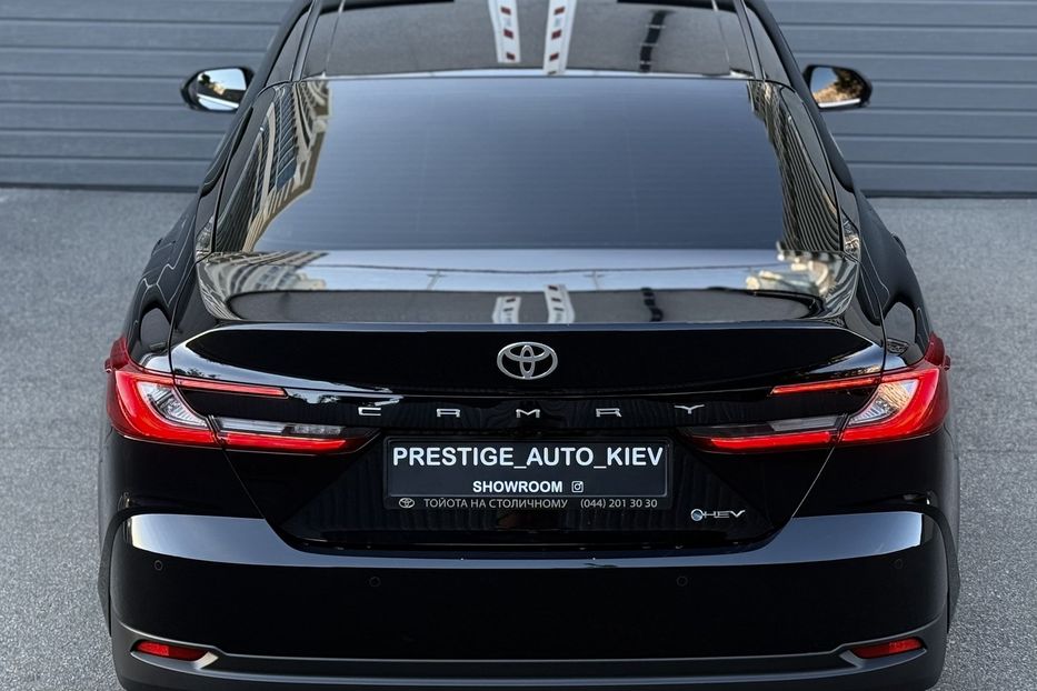 Продам Toyota Camry 80 Hybrid Premium + 2024 года в Киеве