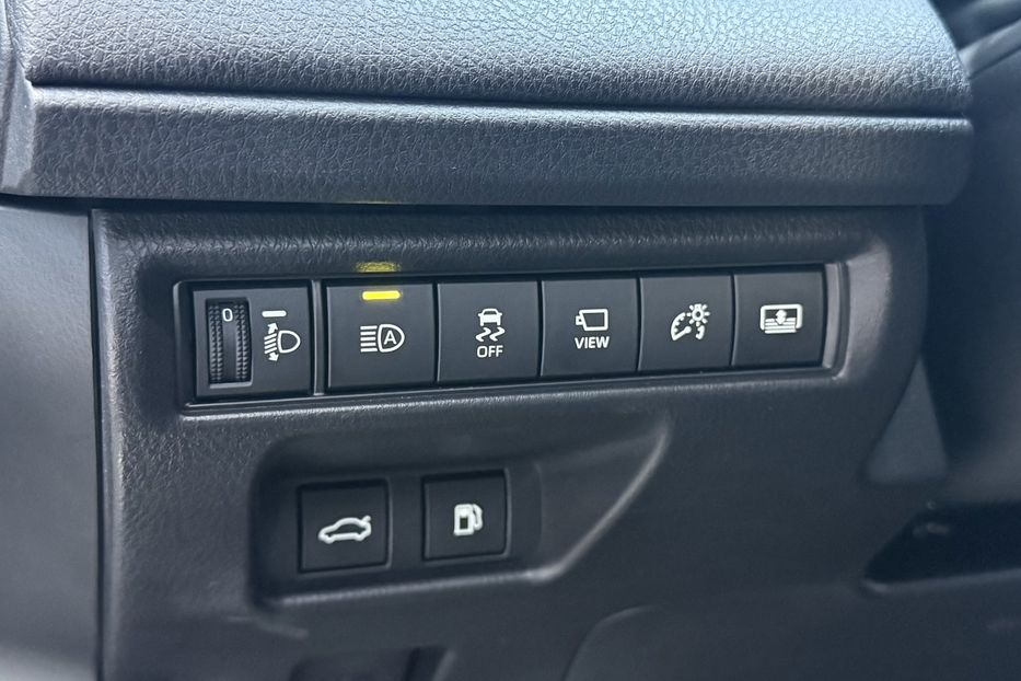 Продам Toyota Camry 80 Hybrid Premium + 2024 года в Киеве
