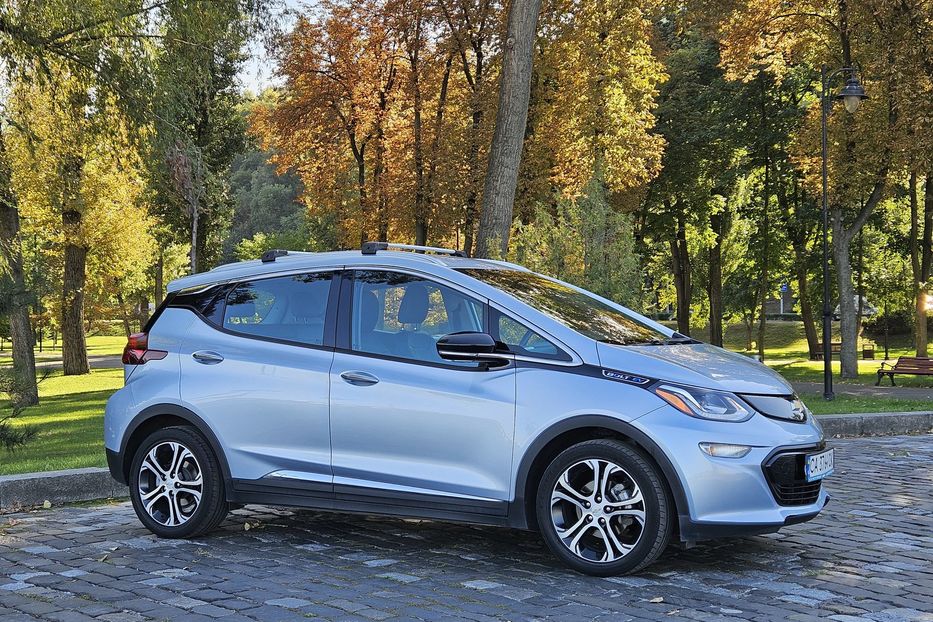 Продам Chevrolet Bolt Premier 2017 года в Киеве