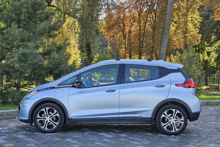 Продам Chevrolet Bolt Premier 2017 года в Киеве