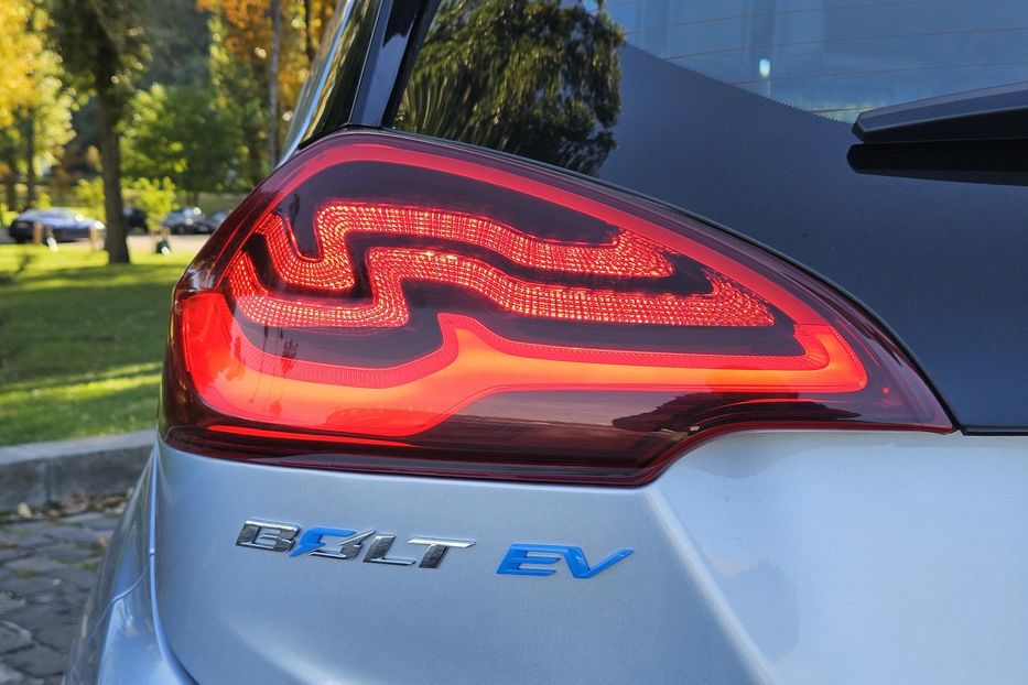 Продам Chevrolet Bolt Premier 2017 года в Киеве