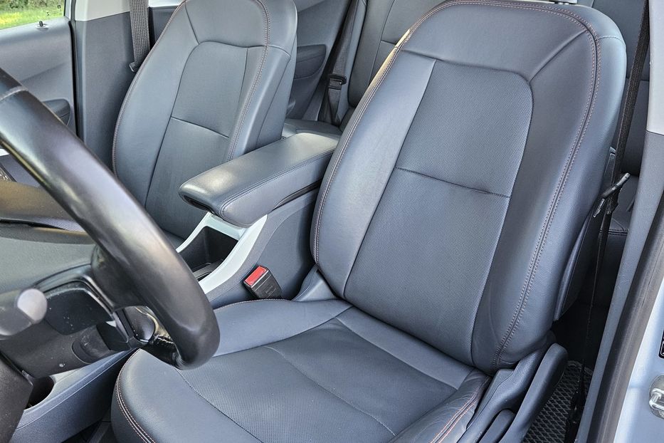 Продам Chevrolet Bolt Premier 2017 года в Киеве