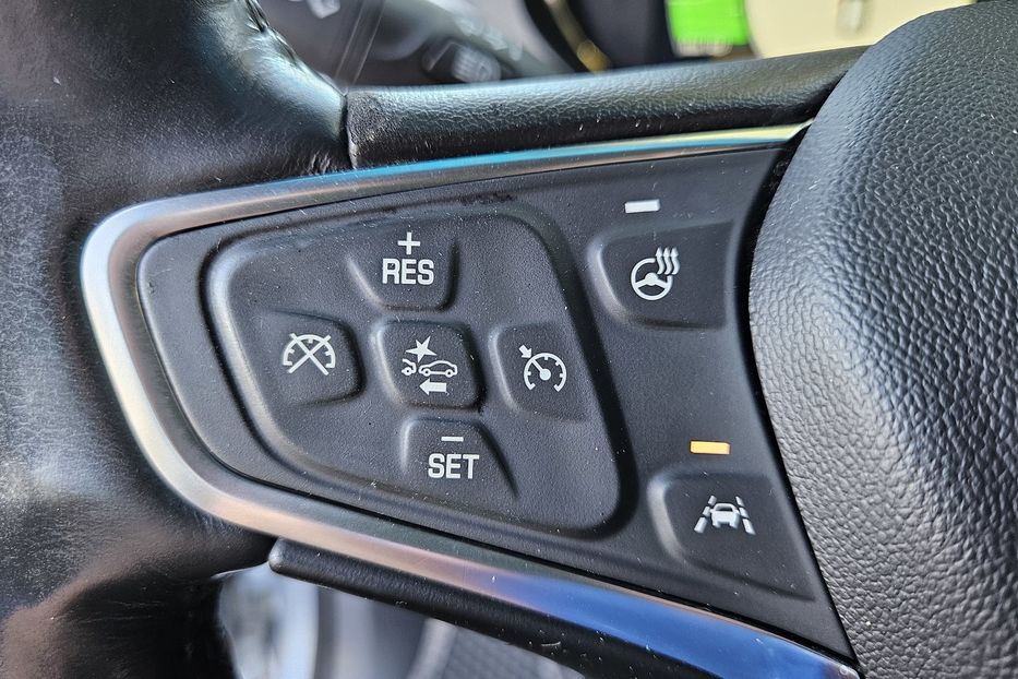 Продам Chevrolet Bolt Premier 2017 года в Киеве