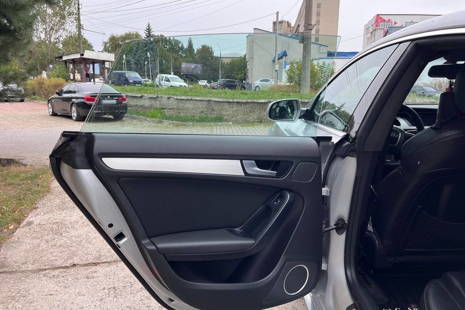 Продам Audi A5 2010 года в Черновцах