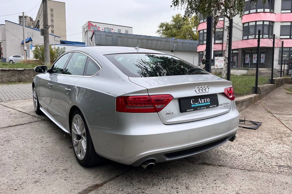 Продам Audi A5 2010 года в Черновцах