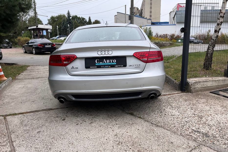 Продам Audi A5 2010 года в Черновцах