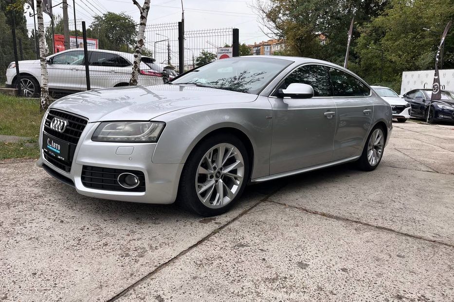 Продам Audi A5 2010 года в Черновцах