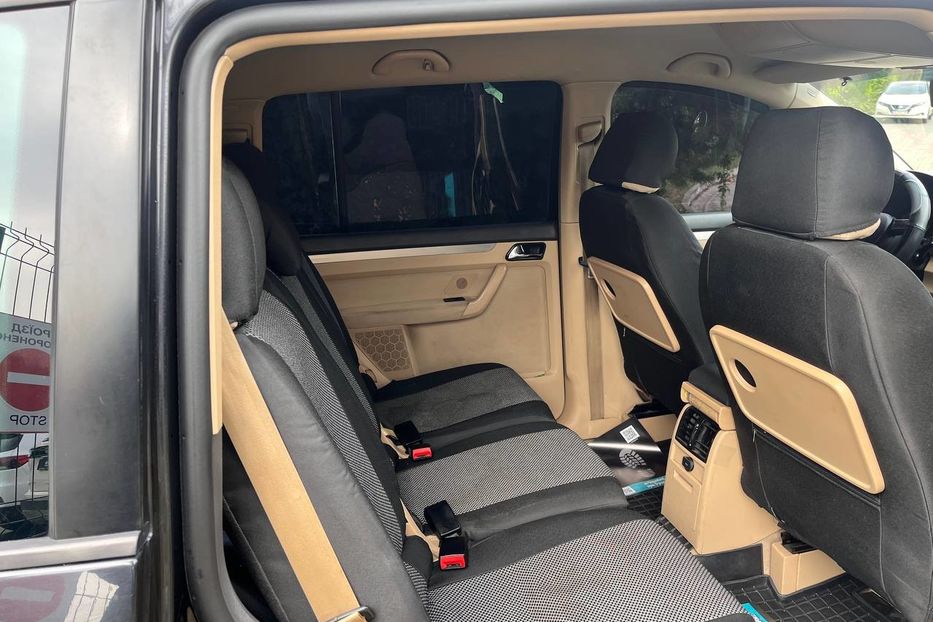 Продам Volkswagen Touran 2005 года в Черновцах