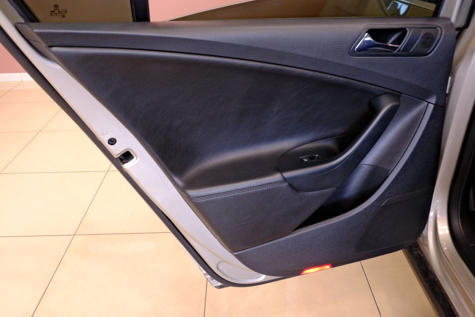 Продам Volkswagen Passat B6 2007 года в Одессе