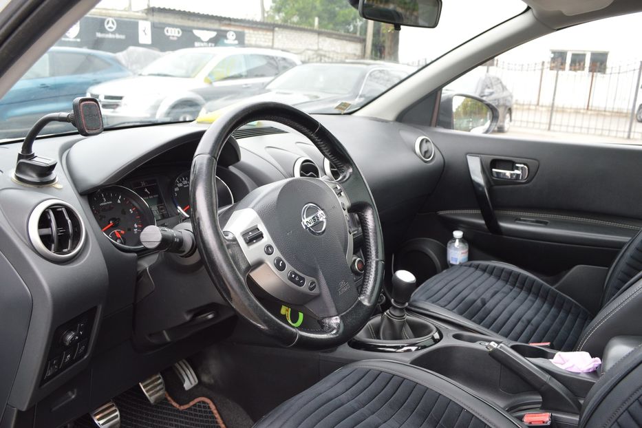 Продам Nissan Qashqai+2 dCi 2013 года в Одессе
