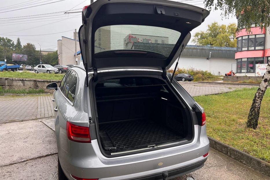Продам Audi A4 2017 года в Черновцах