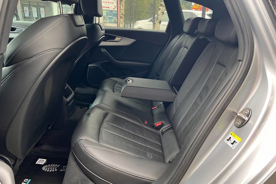 Продам Audi A4 2017 года в Черновцах