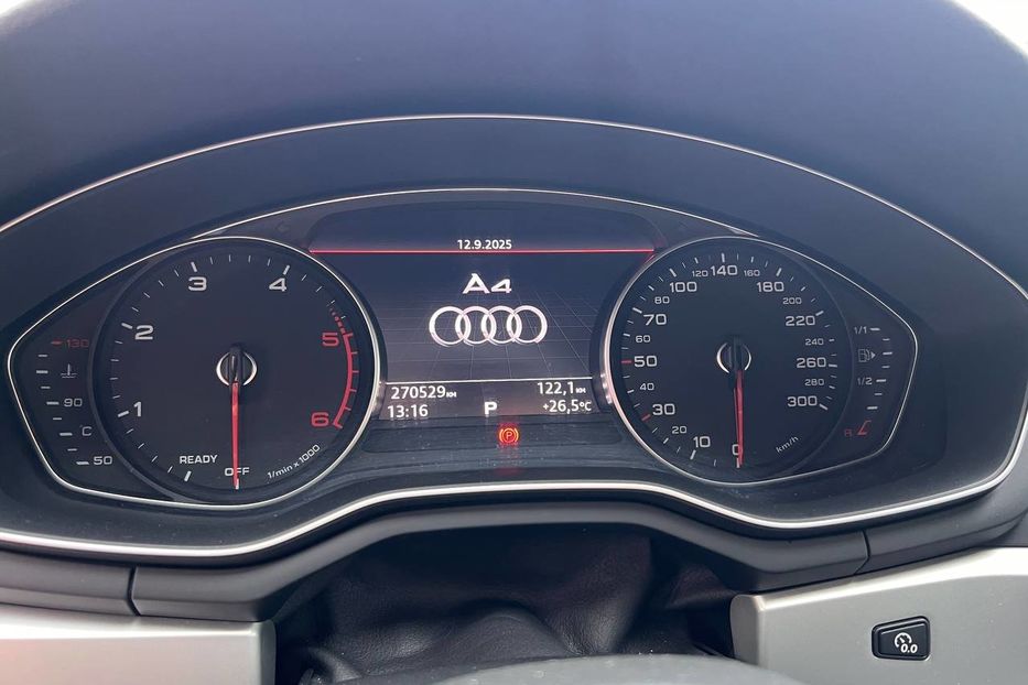 Продам Audi A4 2017 года в Черновцах