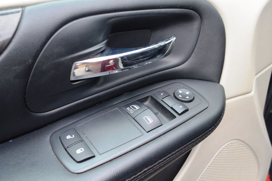 Продам Dodge Grand Caravan 2016 года в Одессе