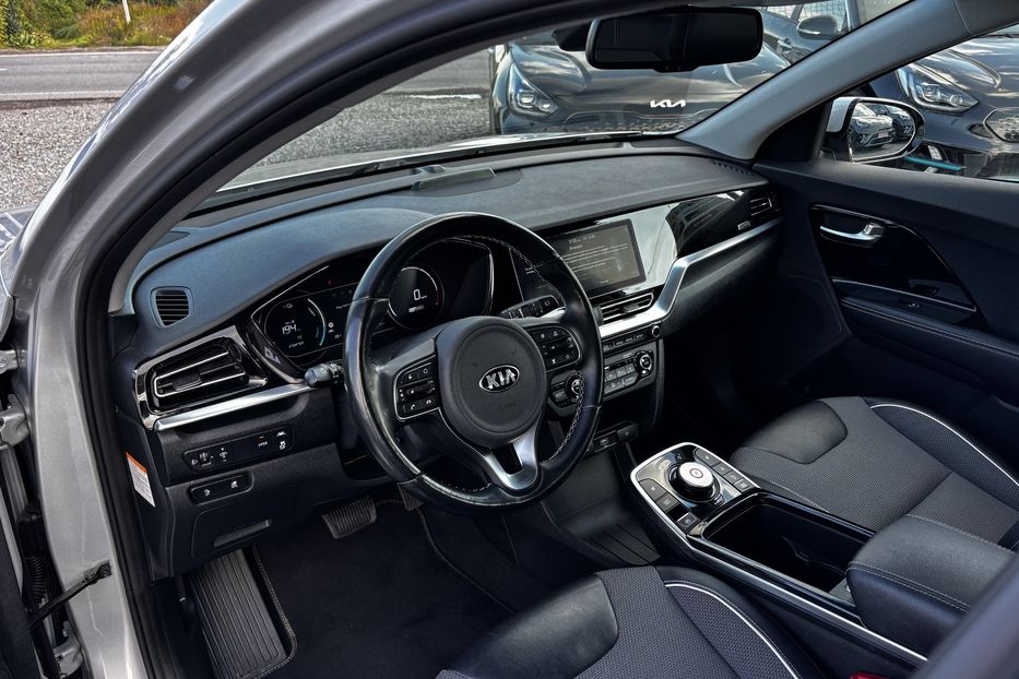 Продам Kia Niro Запоріжжя 2020 года в Львове