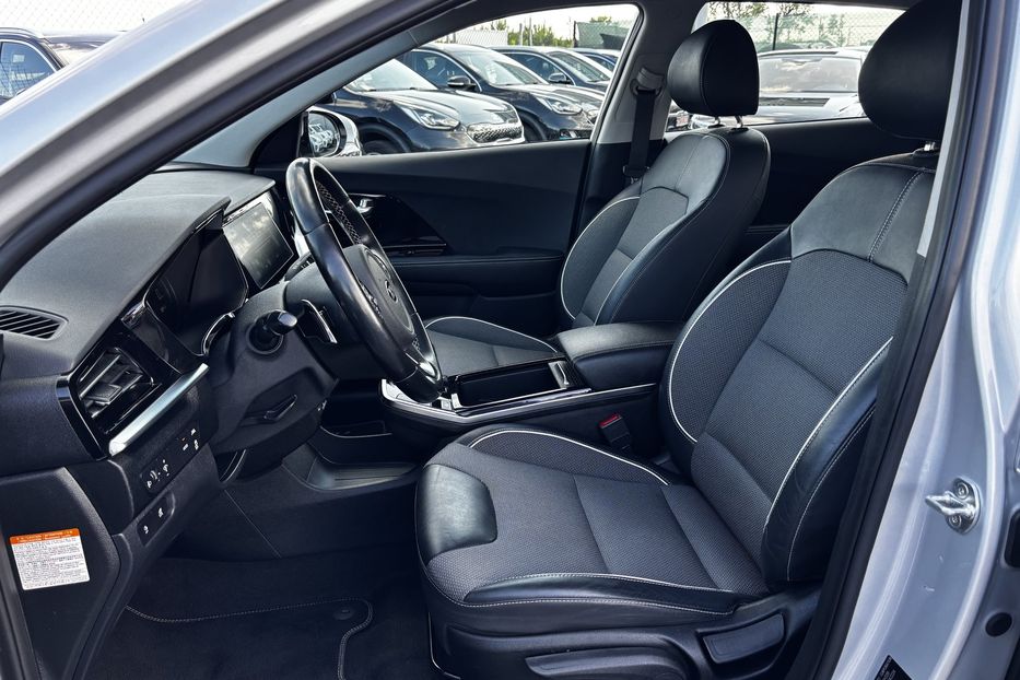 Продам Kia Niro Запоріжжя 2020 года в Львове