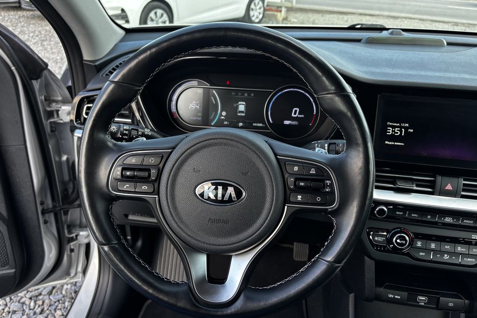 Продам Kia Niro Запоріжжя 2020 года в Львове